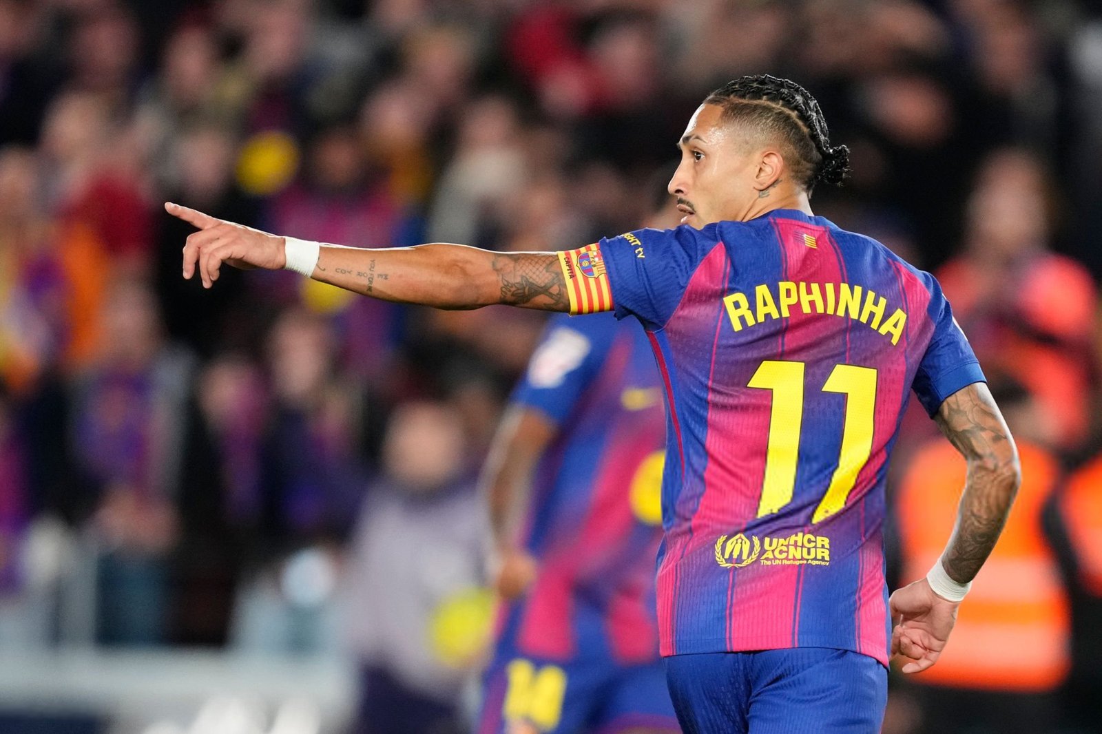 برشلونة-0-2-أوساسونا-رافينيا-يعيد-إحياء-البارسا برشلونة 0-2 أوساسونا | رافينيا يعيد إحياء البارسا